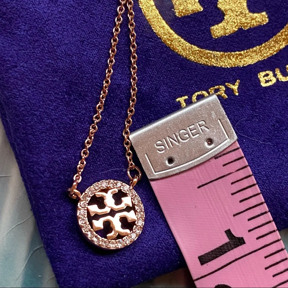 NWOT Tory Burch Rose Gold Tone Pave Circle Double T Logo Pendant Necklace